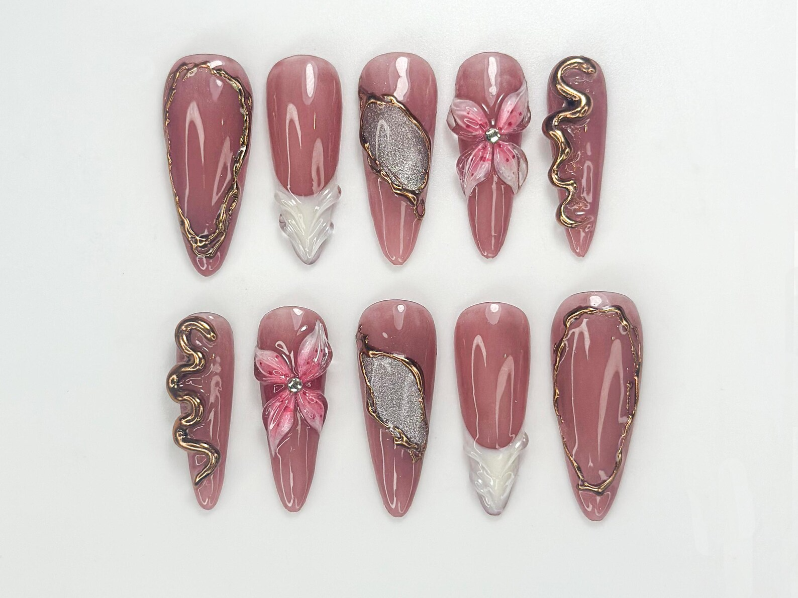 Press On Nails Adhesive Tabs ?M?Nude Red Heart & Glitter Bow Design Long Almond Handmade Fake Nails for Valentine Gift