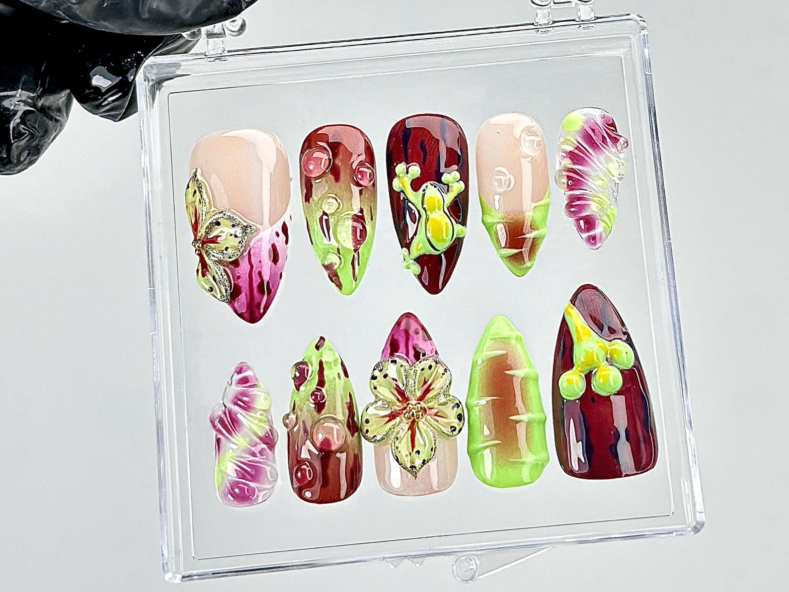 Mutant Floral Alien Press On Nails | Dark Garden Fantasy Fake Nails | Mushroom Beetle Garden Nail Art | 3D Fruit Pod Press Ons | HB893YC