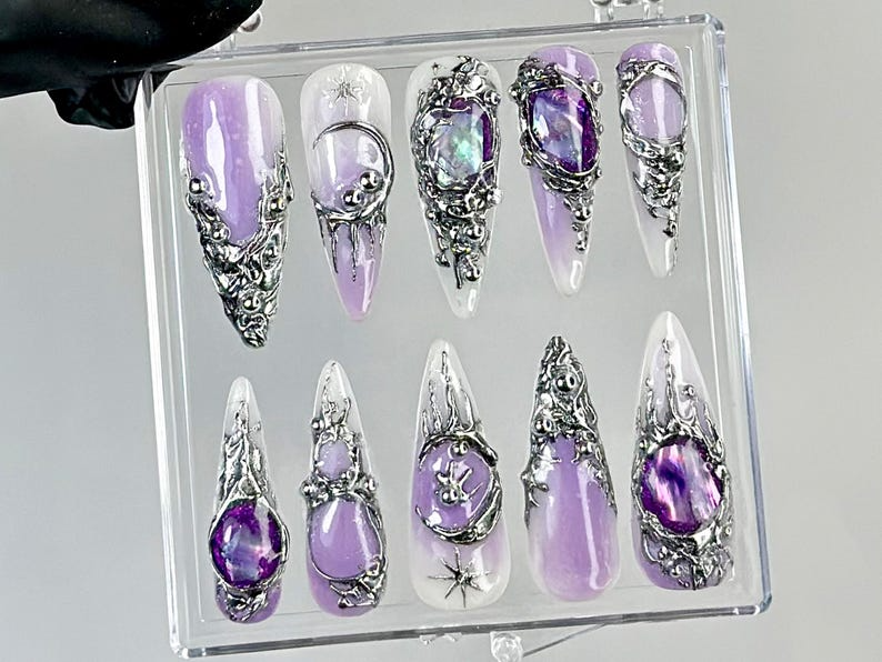 Gothic Purple Press On Nails | Dark Glam Fake Nails | Silver and Purple Nail Art | 3D Gothic Purple Fake Nails | Gothic Nails | HC737YC