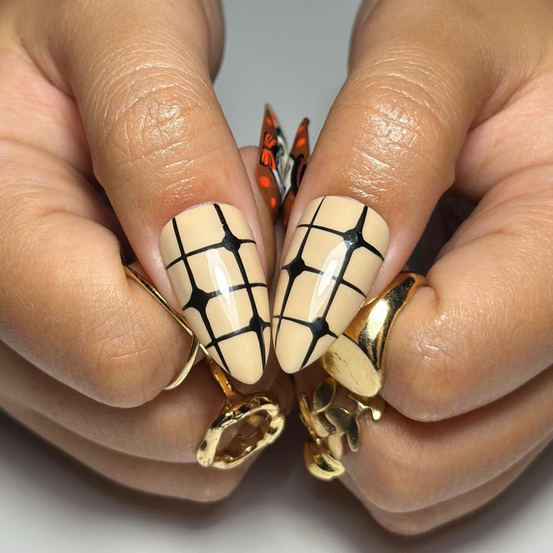 Halloween Press On Nails | Hand Painted Vintage Clown & Cat Nail Set | Retro Mushroom Fake Nails