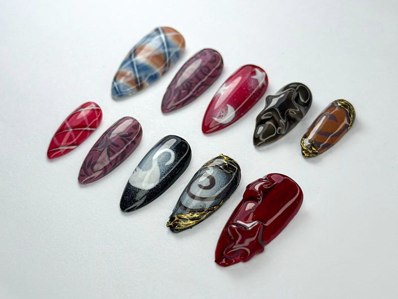 Dark Academia Press-On Nails | Moon, Stars & Swan Design | Handmade Cosmic Nail Set | Baroque And Vintage Style | Celestial Nails | JB728HK