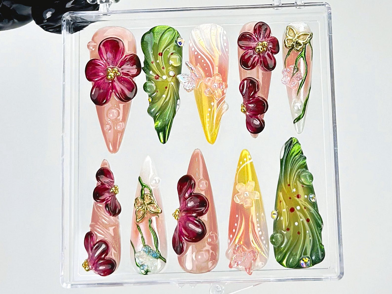 Enchanted Bloom Press On Nails | Fairy Forest 3D Fake Nails | 3D Forest Flower & Leaf Nail Art | Green Ombre Nature Tips Press Ons | HB902YK