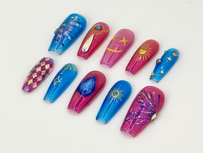 League of Legends Jinx Fake Nails | LoL Jinx Nail Art | Jinx-Themed Press Ons | Inspired by League of Legends Nails | Bold, Chaotic |HB711YC