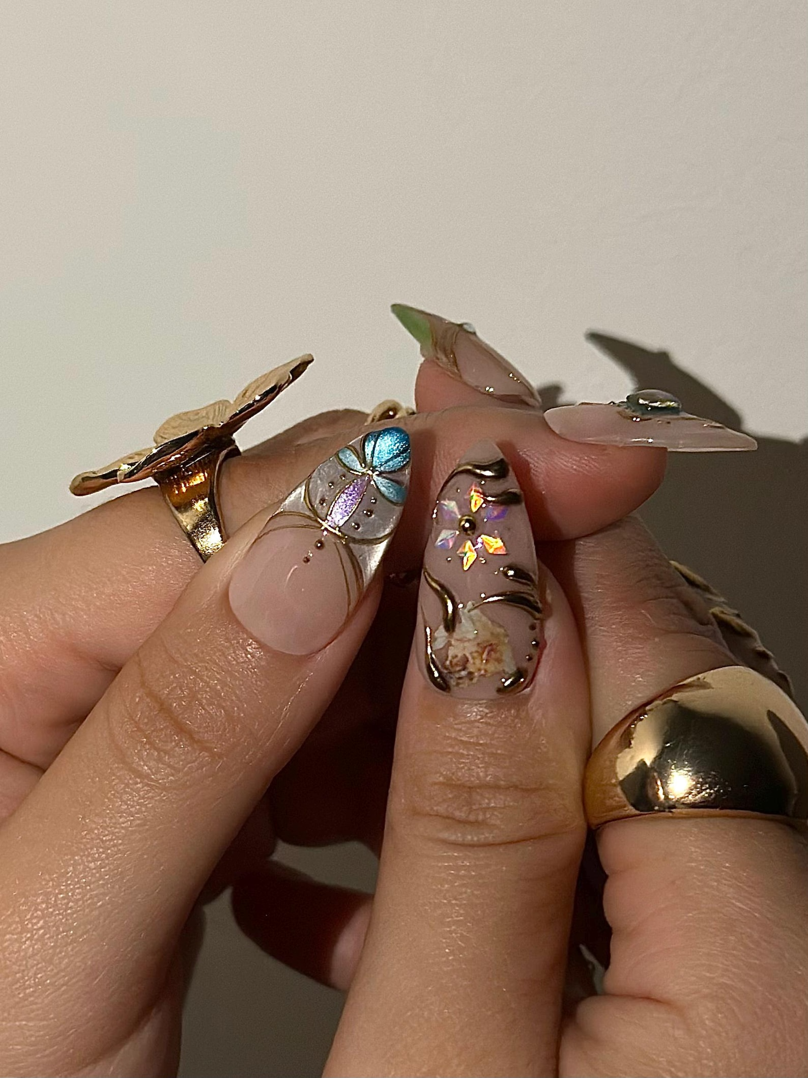 Baroque Angel Press On Nails for Vintage Lovers | Angel Art Nude Nails | Gold Scroll Luxury Press Ons | Antique Aesthetic Nails | DB1009HC