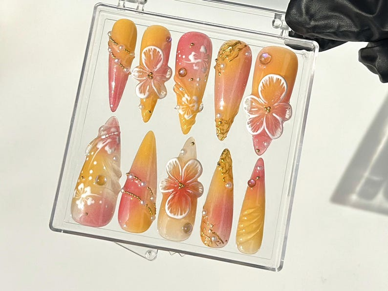 Luxury Floral Hand-Painted Press On Nails | Tropical Flower Fake nails| Floral Fantasy Nail Art | Boho Chic Style Acrylic Nails | HB637YC