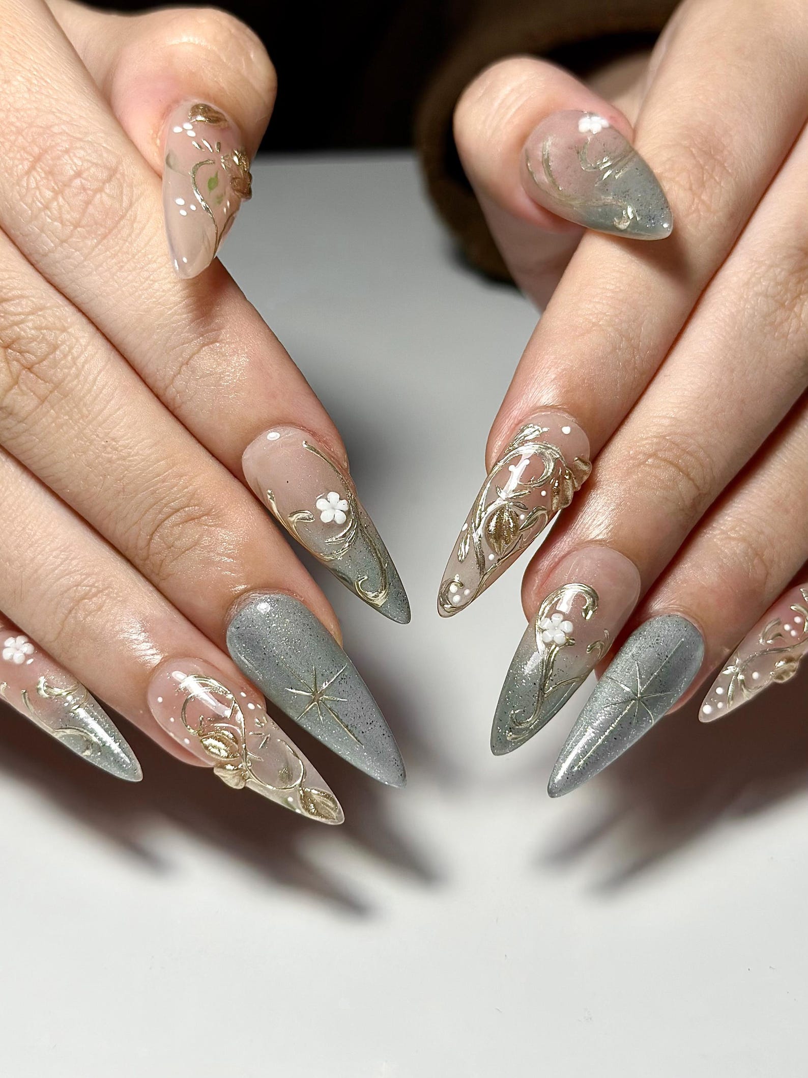 Elegant Ethereal Press On Nails | Silver Cat Eye Luxury Nails | Gold Detail Floral Nails | Green Celestial Starburst Star Nail Art| HC1316IC