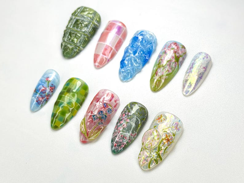 Spring Garden Floral Press-On Nails | Nature-Themed Press-On Nail Set | Green & Floral Nail Set | Elegant Artistic Nail Art | JB690HC