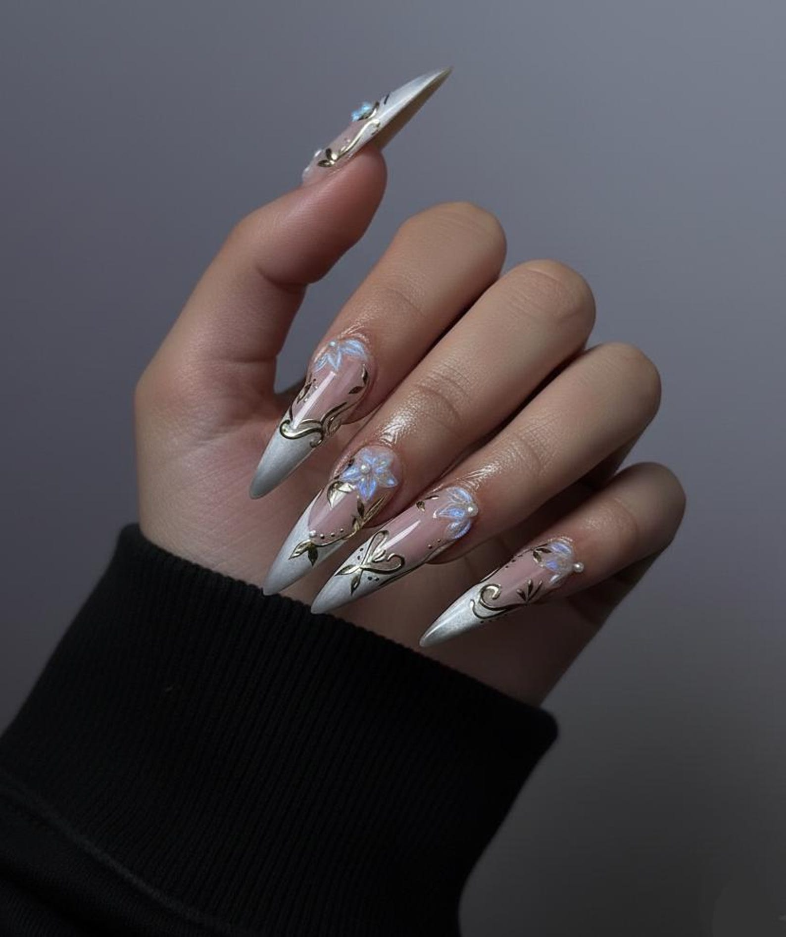 Spring Gothic Blossom Pressons Nails | Dusty Mauve Floral Nails | Iridescent 3D Flower Nail Art | Gold Vine Luxury Nail Set | JB267EC