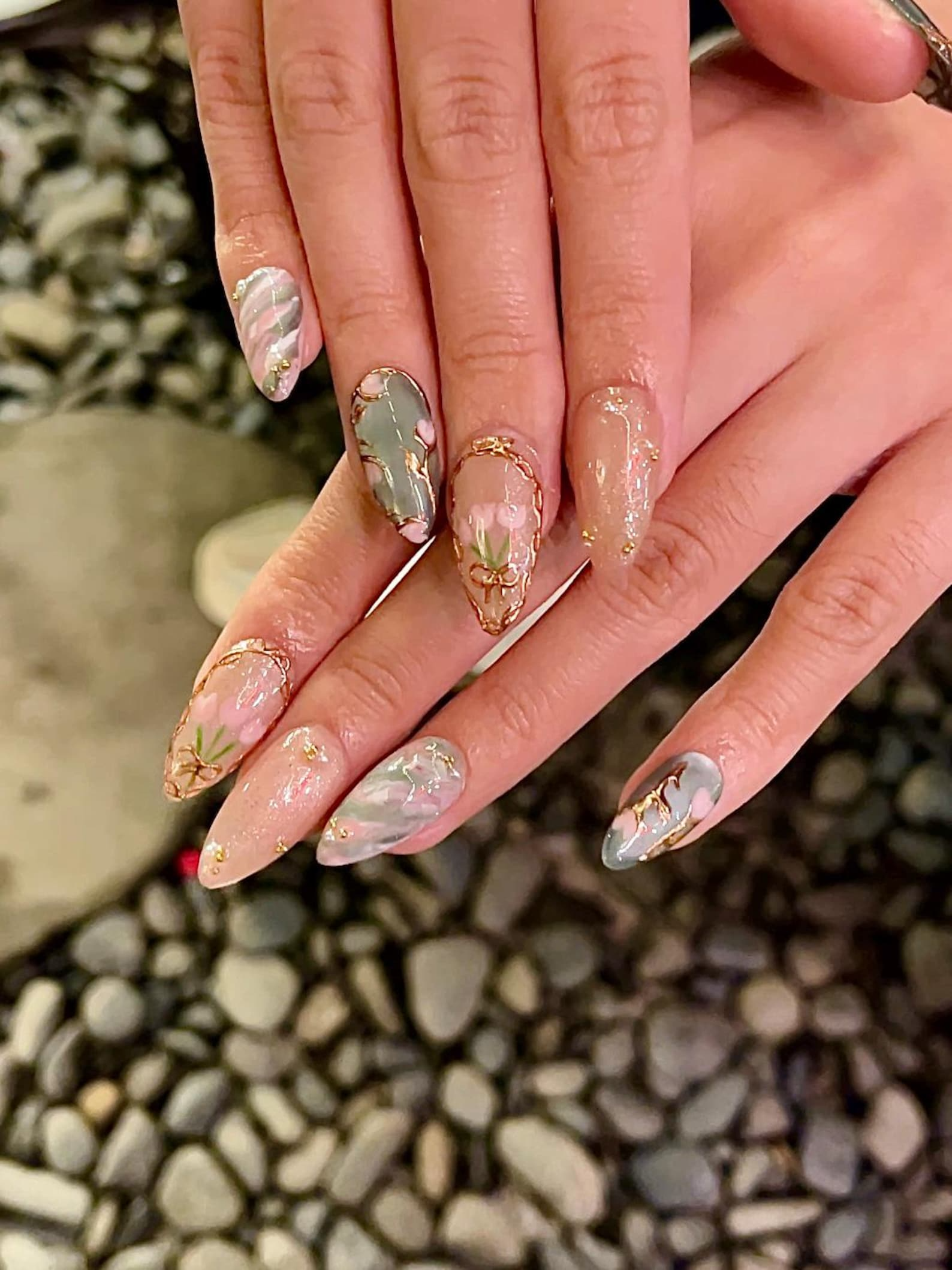 Custom Floral Coquette Nails, Soft Jade and Pearl Shimmer Press Ons, Hand-Painted Tulip Design, Romantic Aesthetic Reusable Nails, HB1285HK