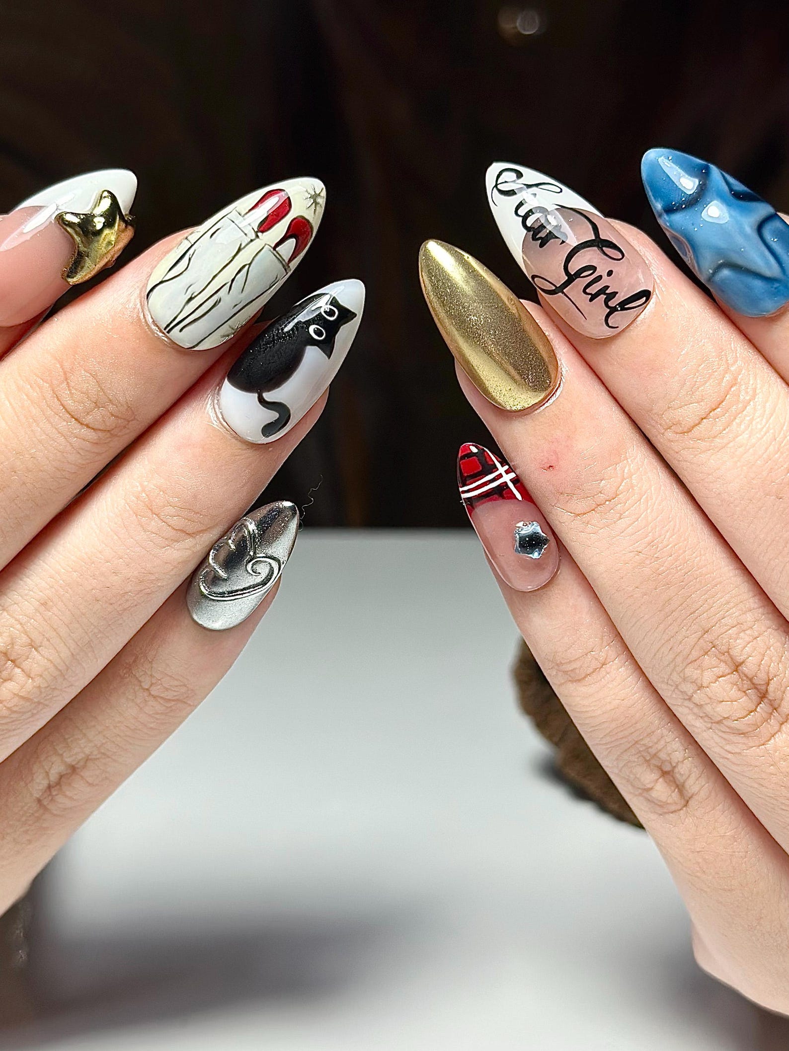 Star Girl Gothic Press On Nails | Cyber Y2K Chrome Nails | Black & Gold Star Nails | Gothic Cat Press Ons | Edgy Rockstar Nail Art | JC341IC