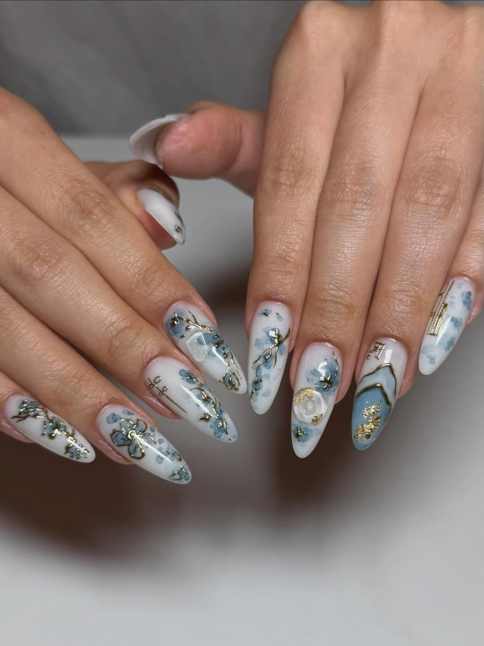 Blue Bloom Elegant Press On Nails | Chinese Luxury Floral Nails | Gold Wire Stiletto Nails | Clear Luxury Art Press Ons | JC299EC