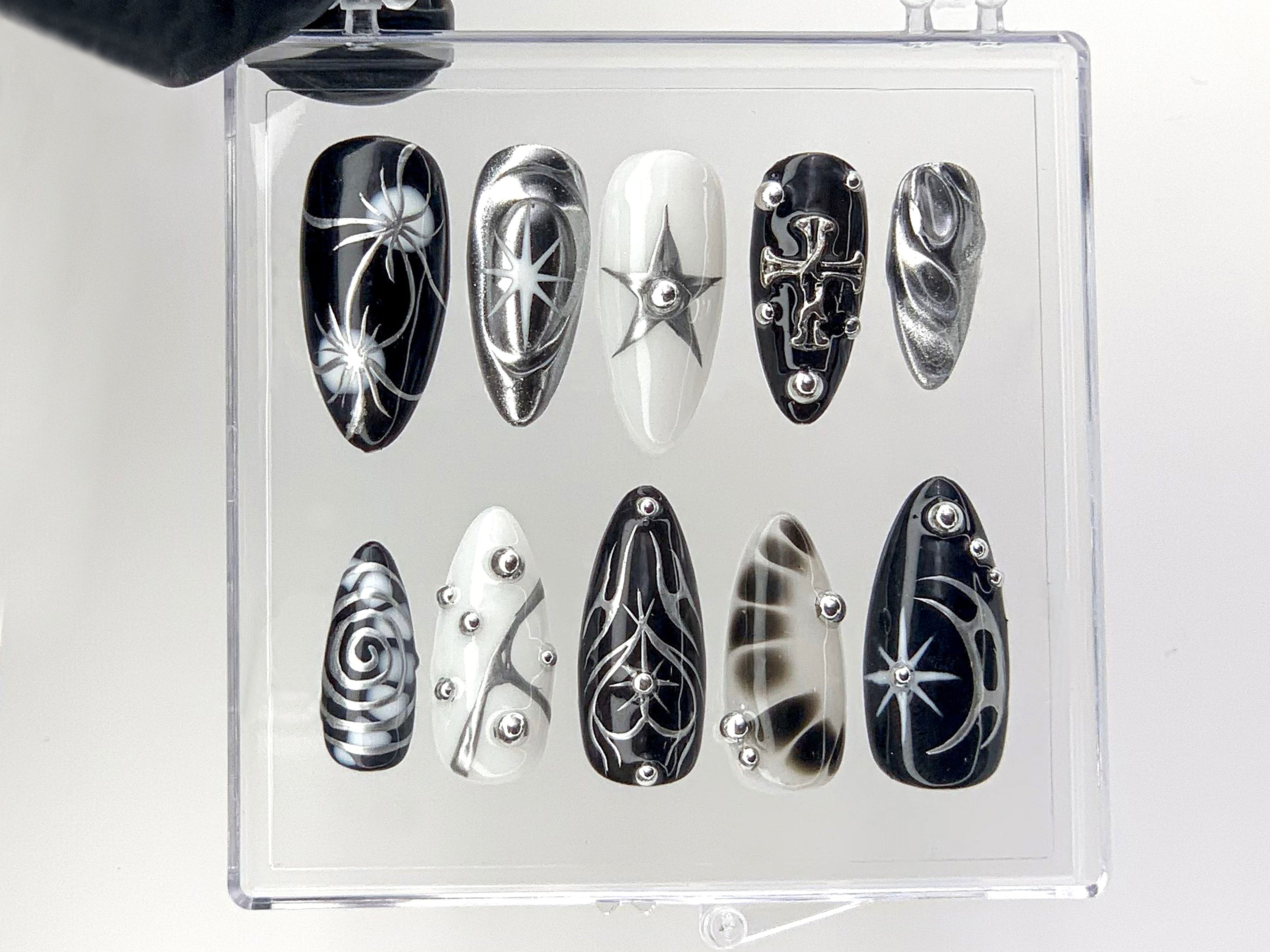 Elegant Gothic Press On Nails | 3D Designs with Cross, Star, Spiral Acrylic Nails | Monochrome Nail Art | Y2k Nails | Custom Nails | HD552YL