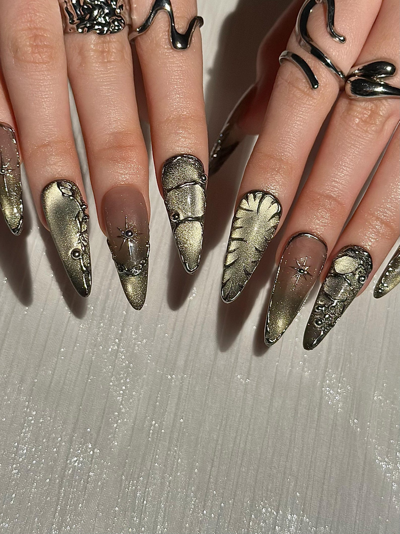 Gothic Celestial Press On Nails, Dark Cat Eye Galaxy Nails with Silver Stars, Edgy Ethereal Stiletto Nails with Metallic Charms, HC1289HC