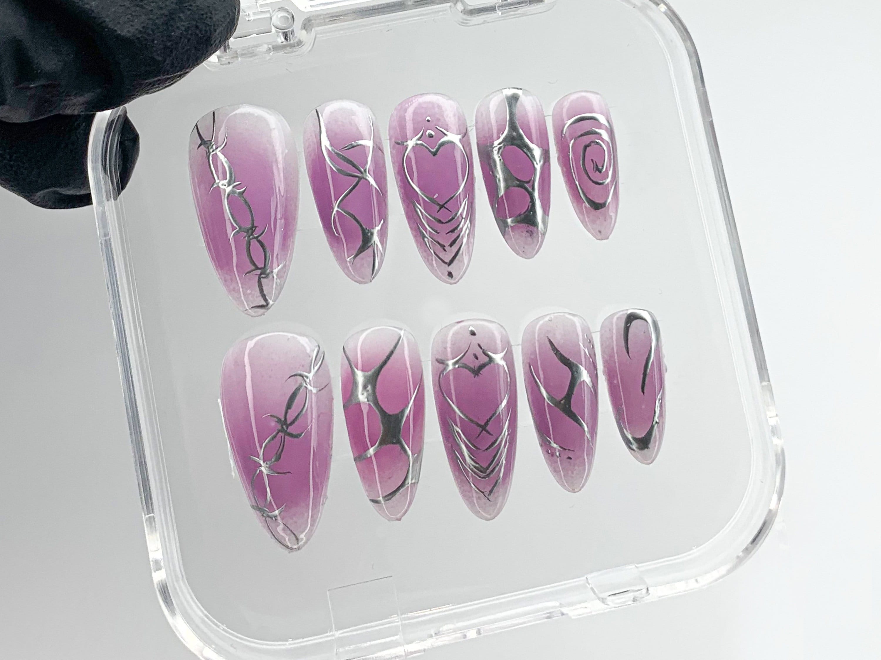 Enchanting Ombre Purple Press On Nails | Detailed Silver Feather Nail Art | Luxurious Feathered Purple Y2k Nails | fake nails | HD133T