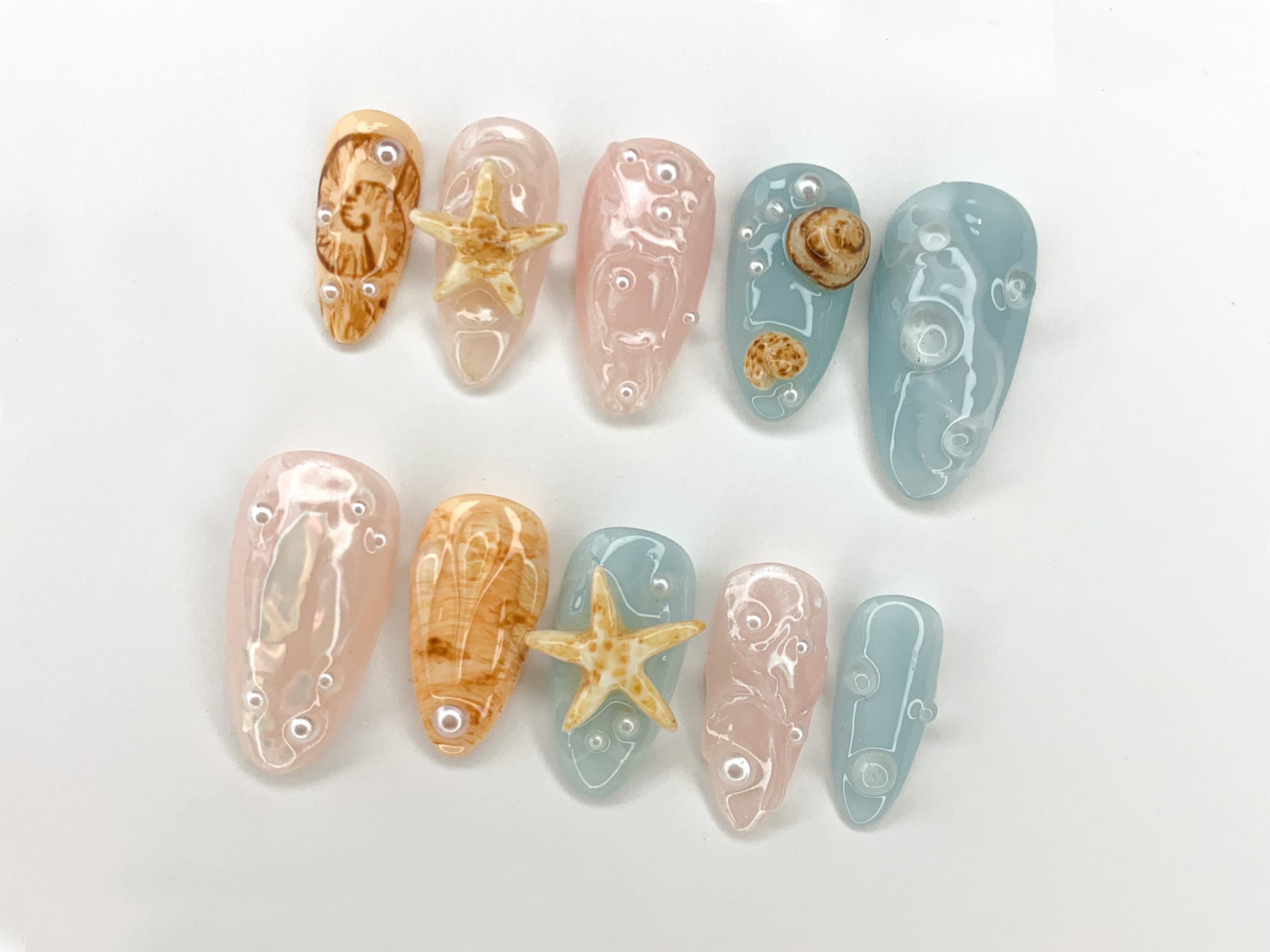 Ocean-Inspired 3D Press On Nails | Beach Theme with Seashells and Starfish | Handmade Press On Nails for Summer Vibes | J297S