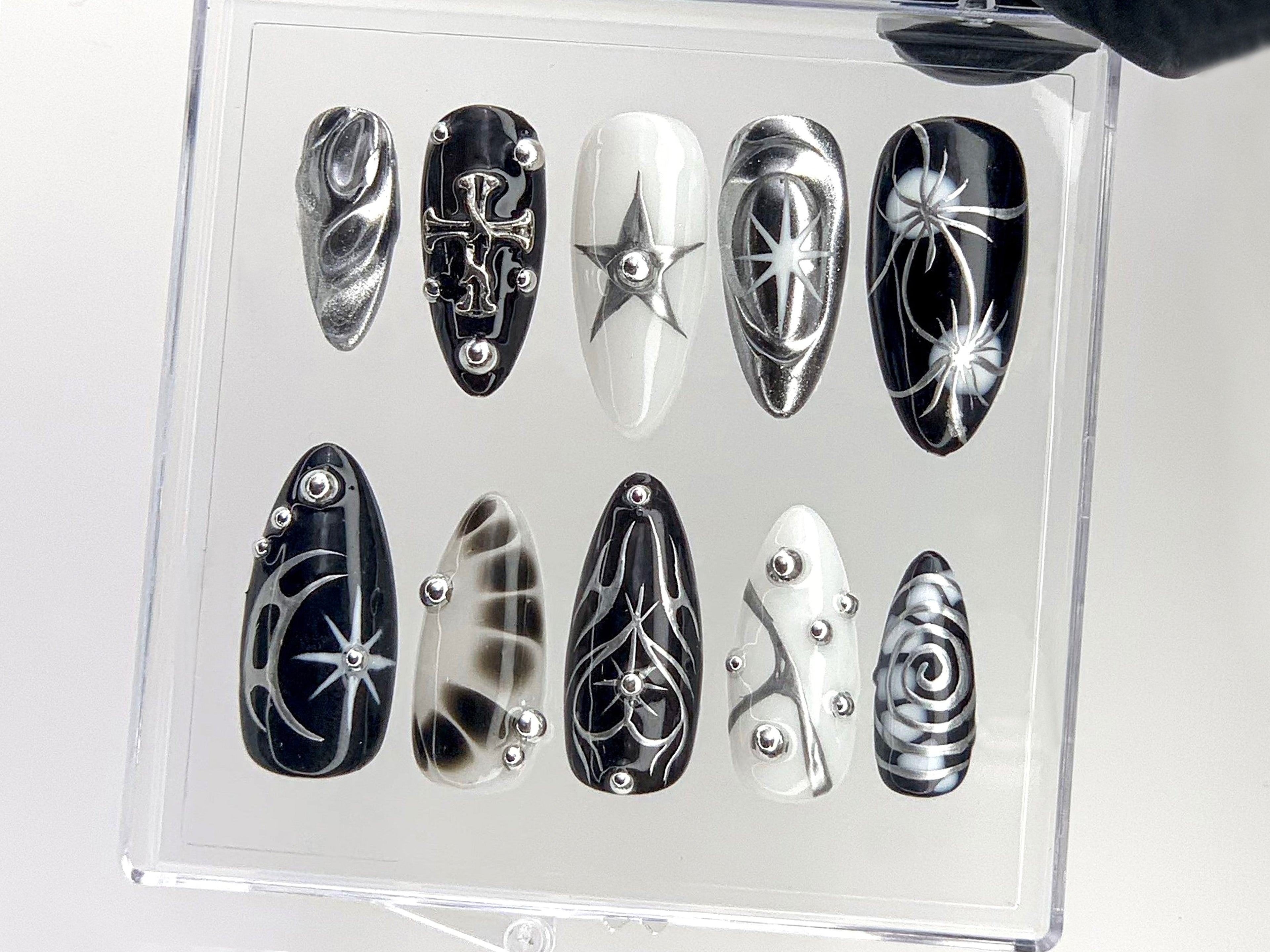 Elegant Gothic Press On Nails | 3D Designs with Cross, Star, Spiral Acrylic Nails | Monochrome Nail Art | Y2k Nails | Custom Nails | HD552YL